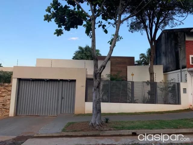 Mburucuyá: Vendo o alquilo: Confortable residencia, 4 dormitorios, 426 m2, jardín!!, foto 2