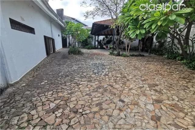 Casa en venta 460,000 USD Paraguay Asunción Republicano, foto 2