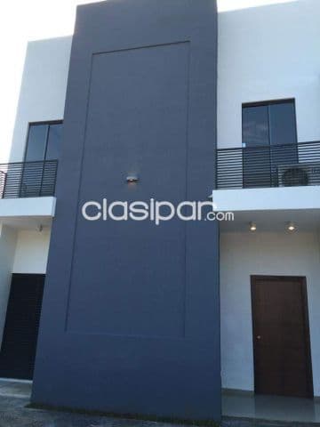 o Vendo duplex con piscina