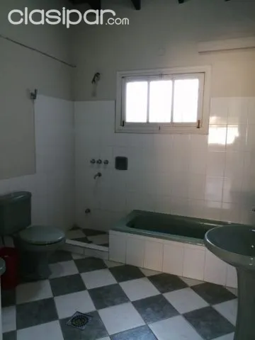 Se alquila casa para vivienda u oficina zona Colegio Inter, foto 3