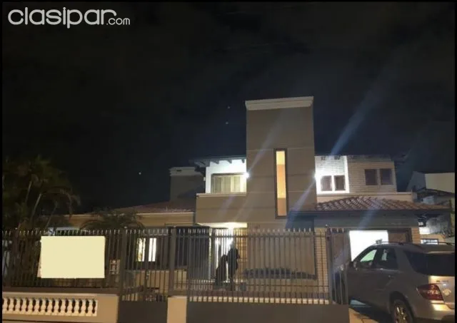 Manorá – prox. Asa: Elegante residencia, 3 dormitorios, jardín, piscina, 6.500.000 gs, foto 2