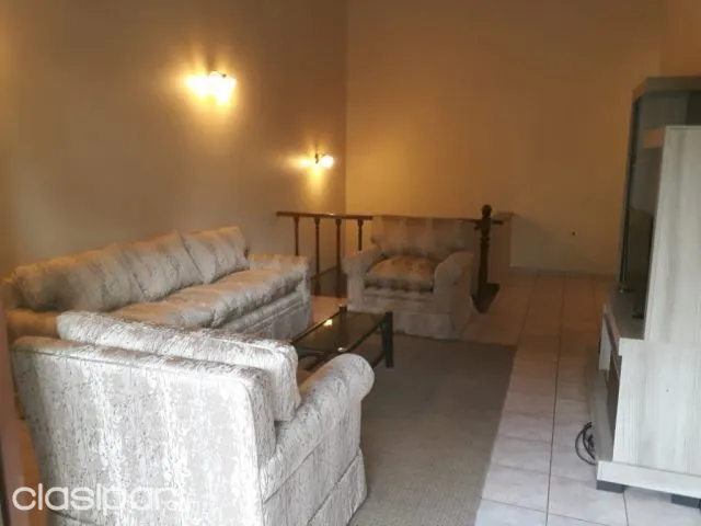 Bº Herrera: Elegante dúplex amoblado, 3 dormitorios, jardín, piscina, 1.500 usd, foto 3