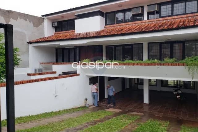 Amplia casa sobre charles de gaulle 320,000 usd, foto 2