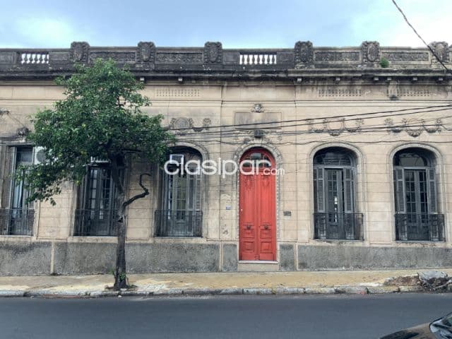 Casa Antigua 4 DORMITORIOS, patrimonio Nacional, Bo. San Roque, Asunción