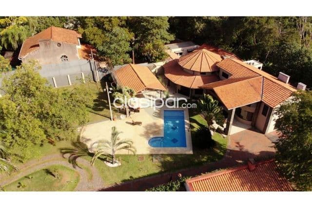 Gran Residencia de 3030 m2. - 770,000 USD