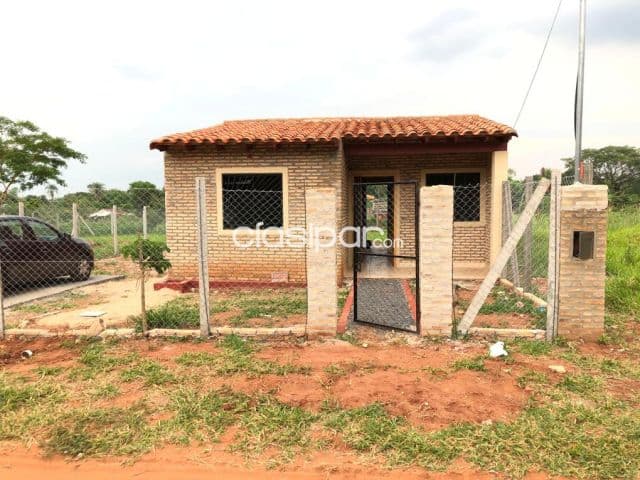 casa de 2 Habitaciones en Capiata - J.Augusto - Barrio Santa Catalina — foto 1