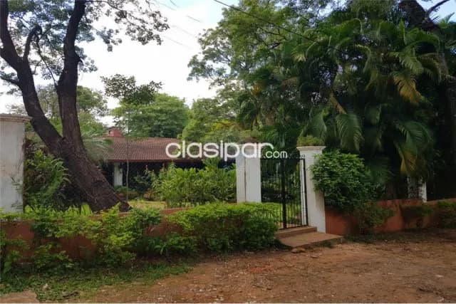 Sma. Trinidad: Elegante casa quinta, 3 dormit, gran jardín, piscina, 2.500 uds, foto 2