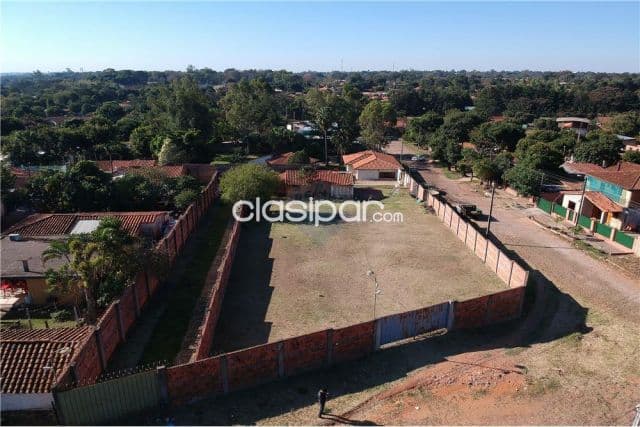 Terreno de 1673m2 en laurelty Luque 252,000 usd, foto 1