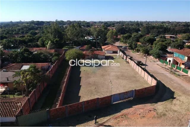 Terreno de 1673m2 en laurelty Luque 252,000 usd, foto 2