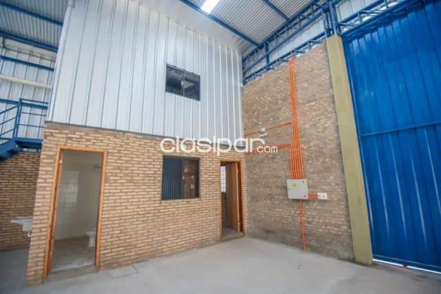 San Lorenzo, vendo / alquilo: 585m2 depósitos + 2 oficinas + parking ubicación estratégica — foto 4