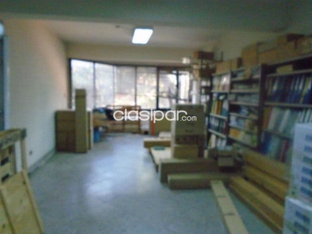 Edificio de oficinas en venta — foto 1