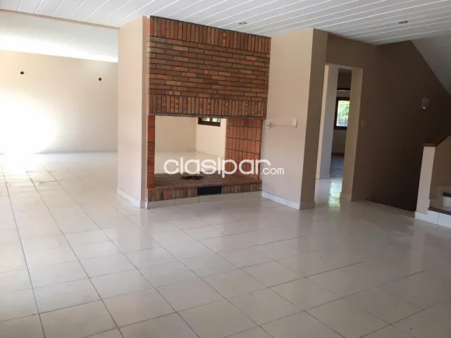 Carmelitas (prox. Asa): Elegante residencia, 4 dormitorios, jardín, piscina, 2.370 usd, foto 3