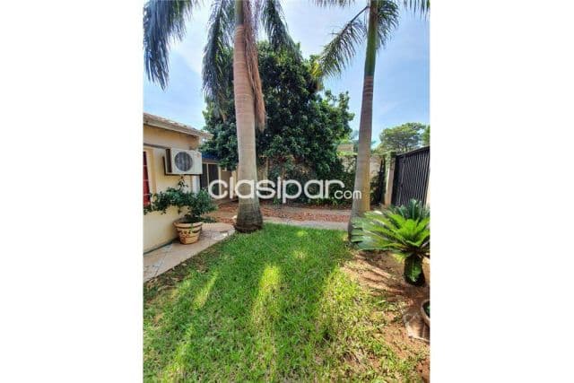 Casa en esquina en interesante ubicacion 205,000 usd