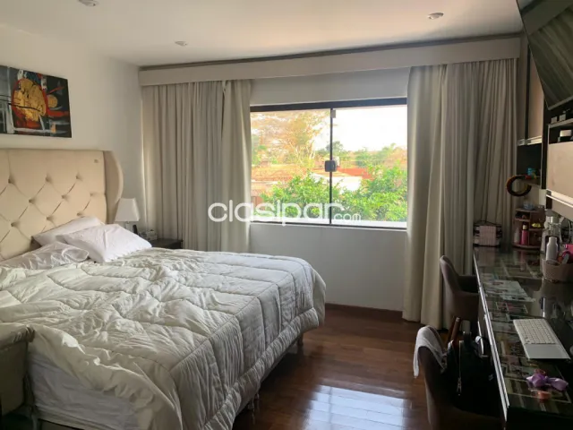 Villa aurelia: Elegante residencia dúplex, 3 suites, jardín, piscina – 1.800 usd, foto 5
