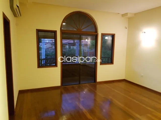 Carmelitas – shop. Del sol: Elegante residencia, 1 suite + 2 dormitorios, jardín, piscina — foto 4