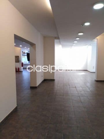Oficina en Asunción barrio Villa Morra cod 3244