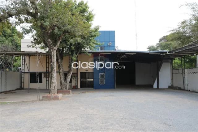 Sma. Trinidad – 1er. Presidente: 600m2, deposito empresarial + oficinas, gran parking — foto 2