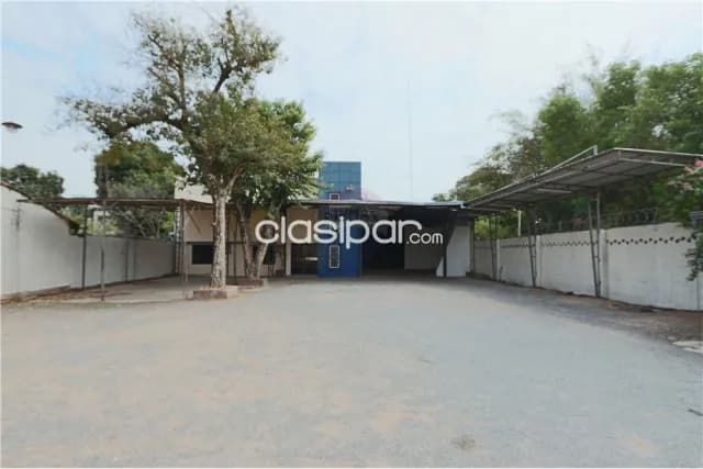 Sma. Trinidad – 1er. Presidente: 600m2, deposito empresarial + oficinas, gran parking — foto 3