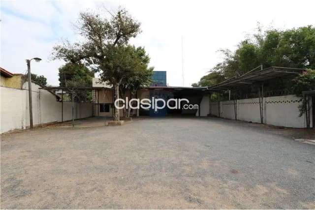 Sma. Trinidad – 1er. Presidente: 600m2, deposito empresarial + oficinas, gran parking — foto 4