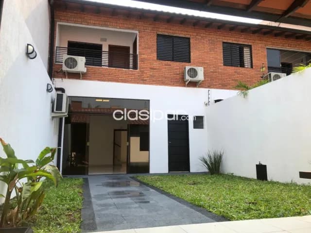Mburucuyá – molas lópez: Confortable casa dúplex, 3 dormitorios, jardín, quincho, garaje — foto 3