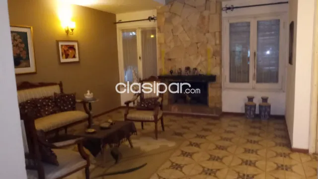 Bº mcal. Estigarribia / ofertaza! Elegante residencia, muy confortable, 4 dormit, jardín — foto 3