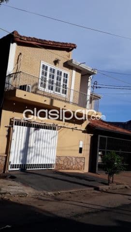 Bº pinozá / vista alegre: Residencia a reciclar en venta – 750.000.000 gs