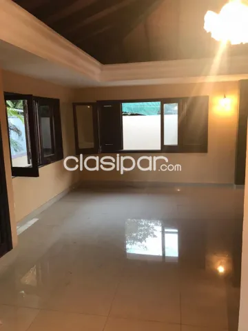 Manorá: Oportuidad confortable residencia, 3 dormitorios, jardín, piscina – 6.000.000 gs, foto 3