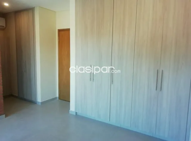 Duplex en Luque zona supermercado los jardines — foto 5