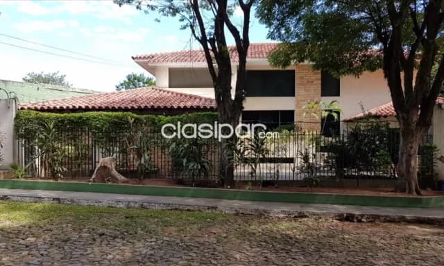 Fdo de la mora: 1.665m2, maravillosa residencia p/ vivienda o empresa, hermoso jardín — foto 3