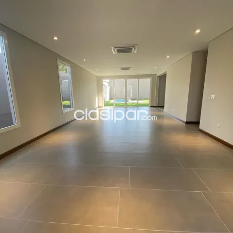 Sma. Trinidad: Elegante residencia minimalista – 720m2, 4 suites, jardín, piscina, foto 5