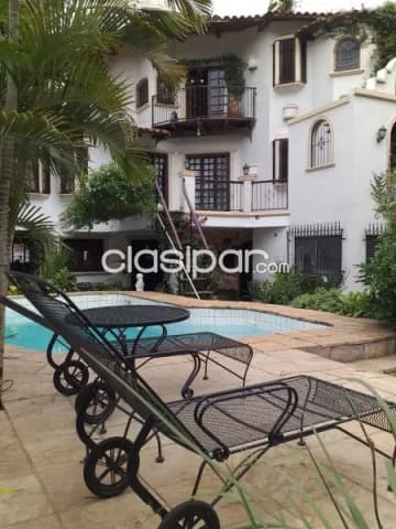 Prox. Santa teresa / la galería: Elegante residencia, opc. Amob, 3 suites, buen jardín — foto 2