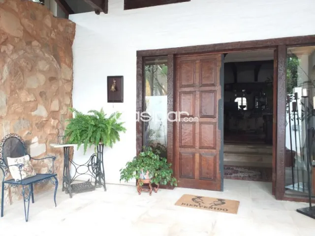 Prox. Santa teresa / la galería: Elegante residencia, opc. Amob, 3 suites, buen jardín — foto 3
