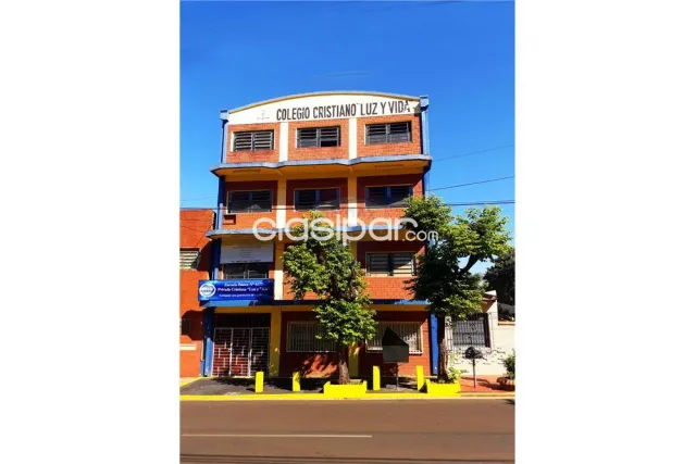Edificio de 4 pisos en pleno centro de Encarnación, foto 2