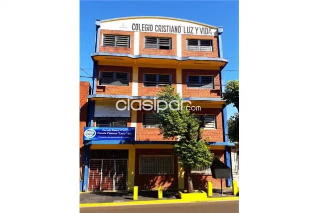 Edificio de 4 pisos en pleno centro de Encarnación, foto 3