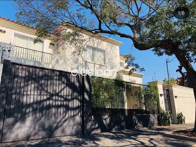 Mburucuyá – lumen: 720m2 residencia premiun en venta, 3 suites, jardín, piscina