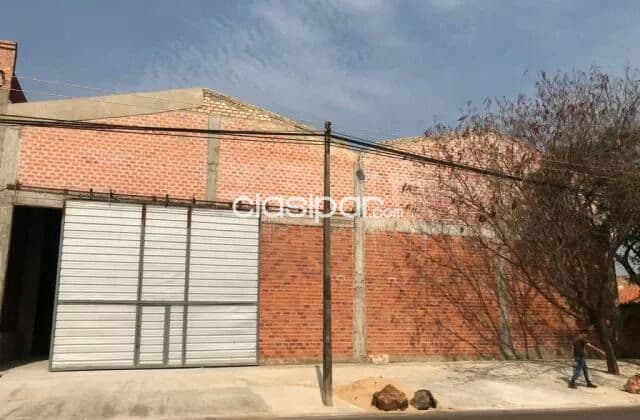 Loma pyta: 1.000m2, impecable deposito, p/ importadoras, distribuidoras, 15.000.000 gs