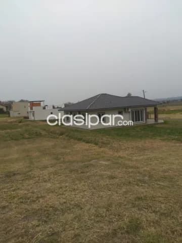 casa quinta arroyos y esteros Carlos FRANCO country clkub, foto 2