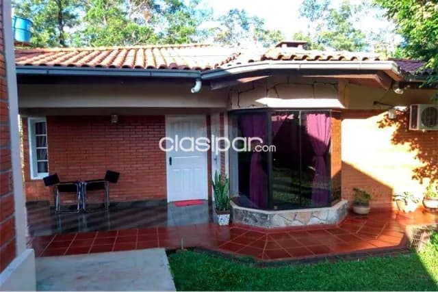 casa con salón comercial en Obligado. Cuenta con 3 habitaciones y 3 baños, foto 3