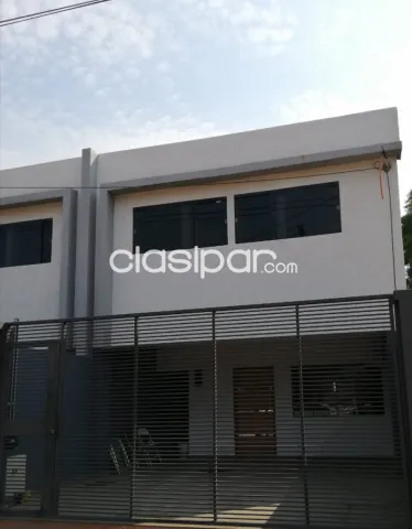 Fdo De La Mora Zn Bajo De Precio 200M2 Lujoso Duplex Jardin Piscina 860000000 Gs — foto 2