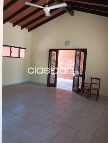 💥 IMPECABLE CASA para Vivienda u Oficina, ALQUILO EN Barrio Ycuá Satí!!💥 — foto 5