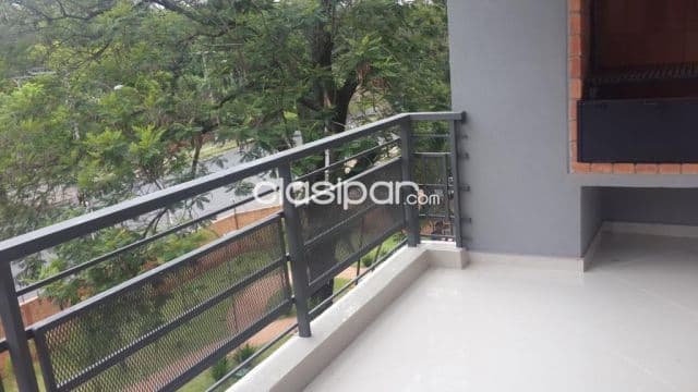 Se alquila departamento en Parque Perón