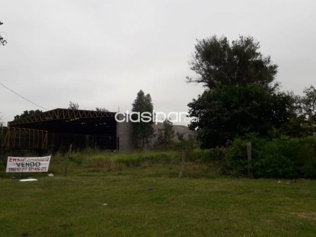Ehsip vende 2 lotes juntos ypacarai