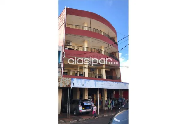 edificio en el circuito comercial de Encarnación — foto 2