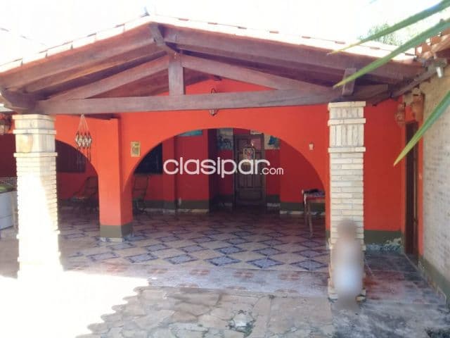 Hermosa casa en capiata. E2215 — foto 1