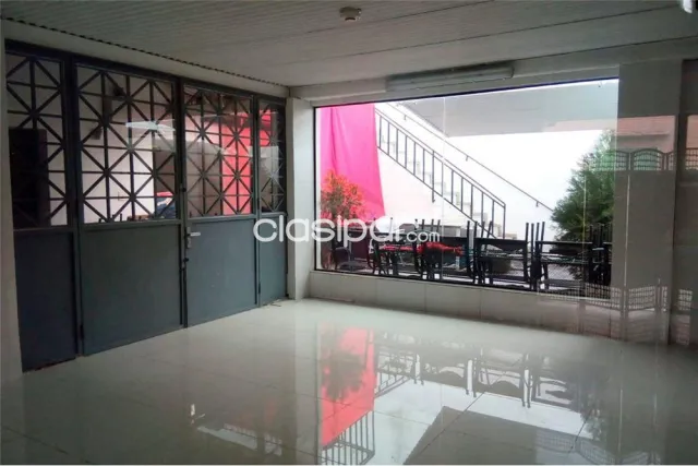 Edificio con 7 locales comerciales a estrenar 400,000 usd, foto 2