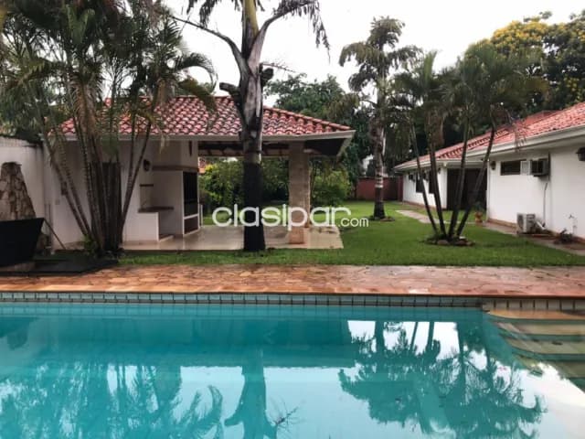 Ycua satí – goethe: Elegante residencia de una sola planta, 4 dormitorios, 2.300 usd — foto 3