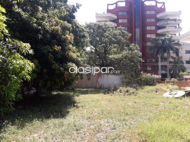 Terreno en venta sobre Av Gral Santos