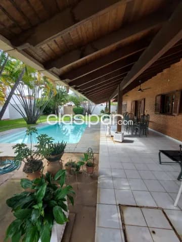 Amplia Vivienda sobre la Ruta Gral Aquino, foto 3