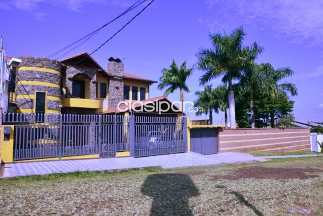 Hermosa casa en area 1, foto 1