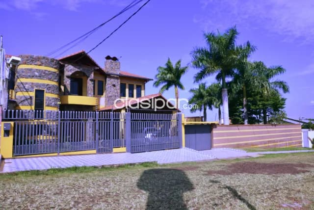 Hermosa casa en area 1, foto 2
